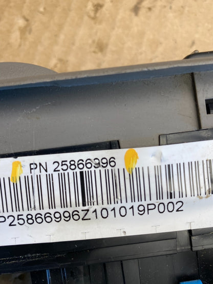 2006 - 2009 GMC Envoy Master Power Door Lock Window Switch Heat Seat AC6708 DG4