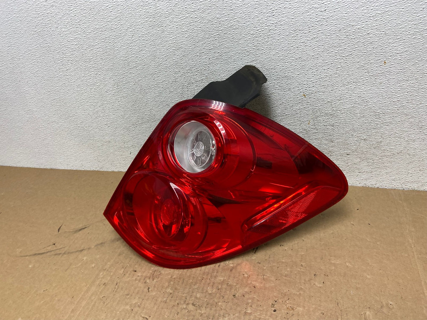 2010 to 2015 Chevrolet Equinox Right Passenger Rh Side Tail Light AG0560 LK1