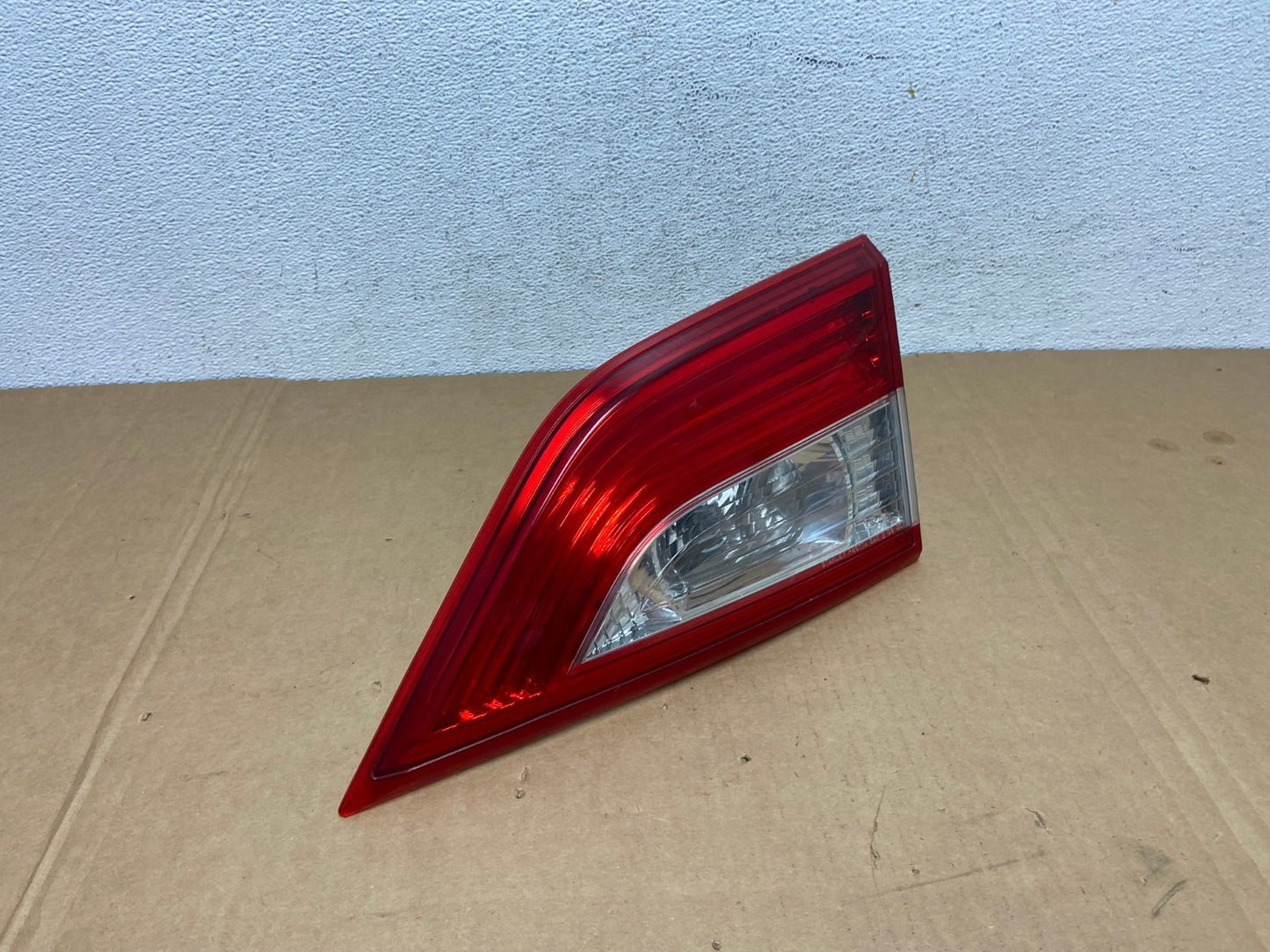 2011 - 2017 Nissan Quest Right Passenger Rh Side Inner Tail Light AD2606 LK2