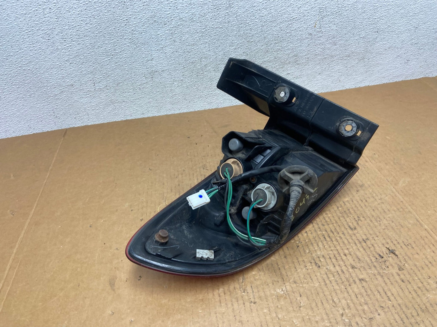 2006-2007 Subaru Tribeca B9 Right Passenger Rh Side Tail Light AE0472 LK5
