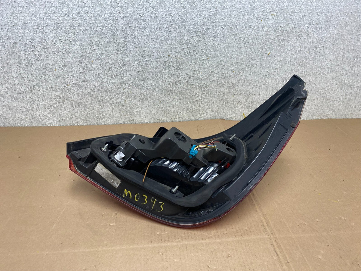 2008 2009 2010 BMW 5 525i 530i Left Driver Lh Tail Side Light M0393 DW7