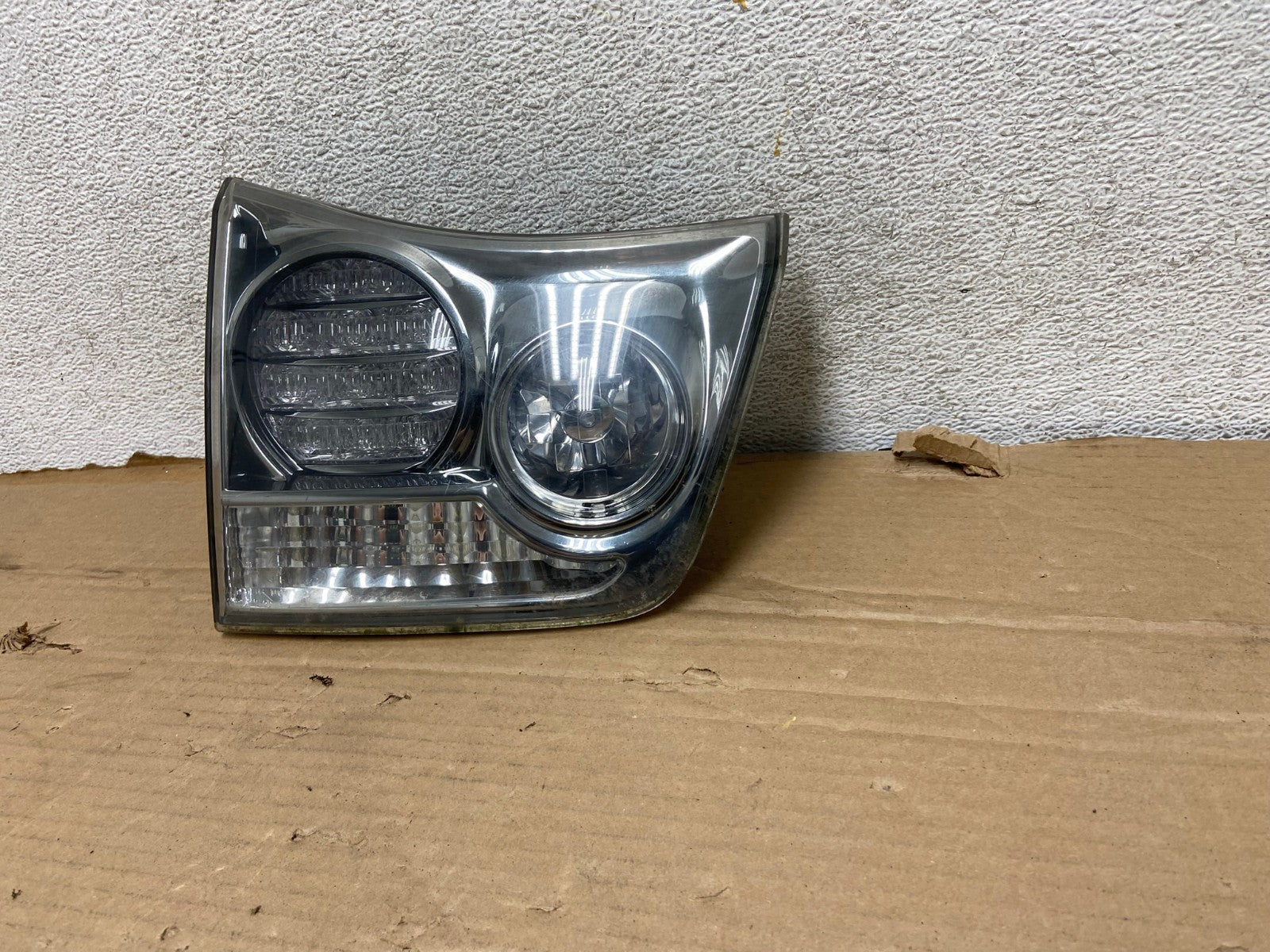 2006 to 2007 Lexus RX400H Left Driver LH Side Inner Tail Light AG8179 LK2