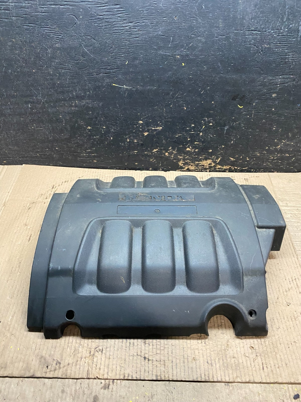 2005 to 2007 Honda Odyssey Black Engine Cover OEM w5654 DG0