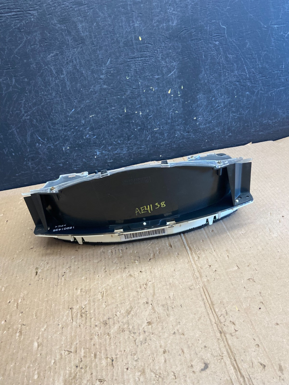 2001 to 2002 Chevrolet Express Speedometer Cluster Gauge AE4138 DG6