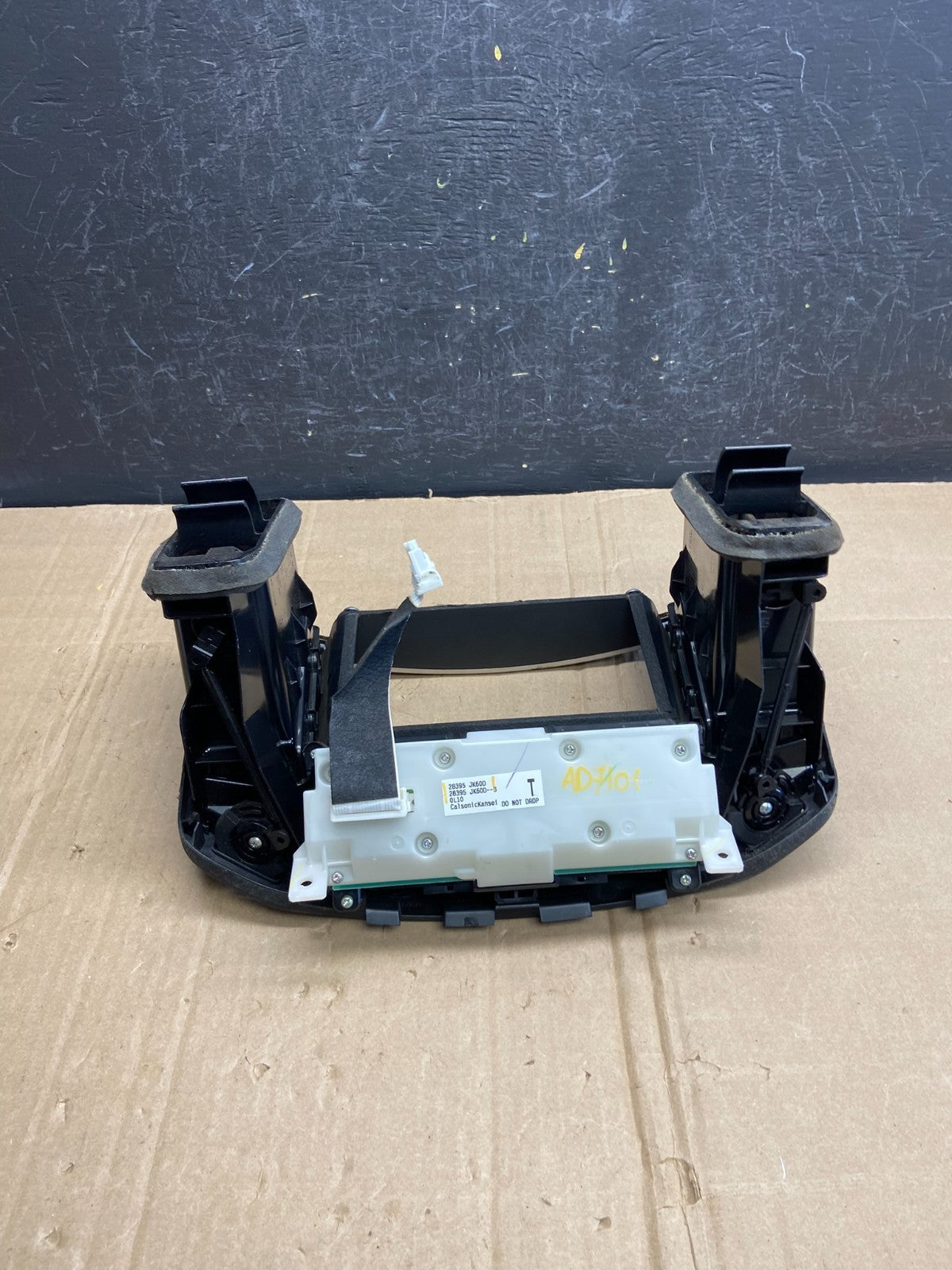 2010 to 2013 Infiniti G37 Radio Player Climate Control Panel Bezel AD7101 DG4