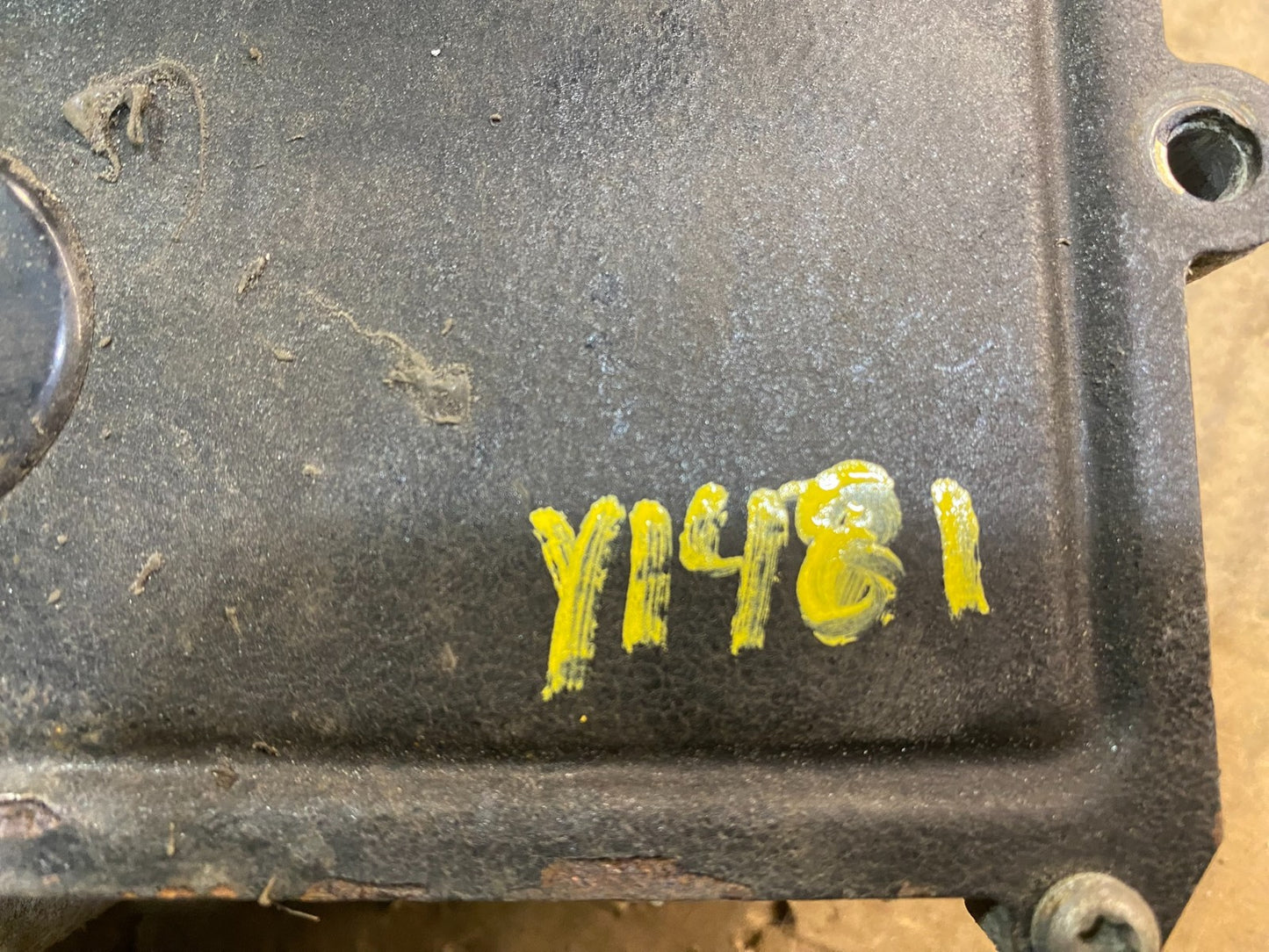 1993 to 1995 Chrysler Voyager 4686914 tcm transmission computer Y1481 PS5