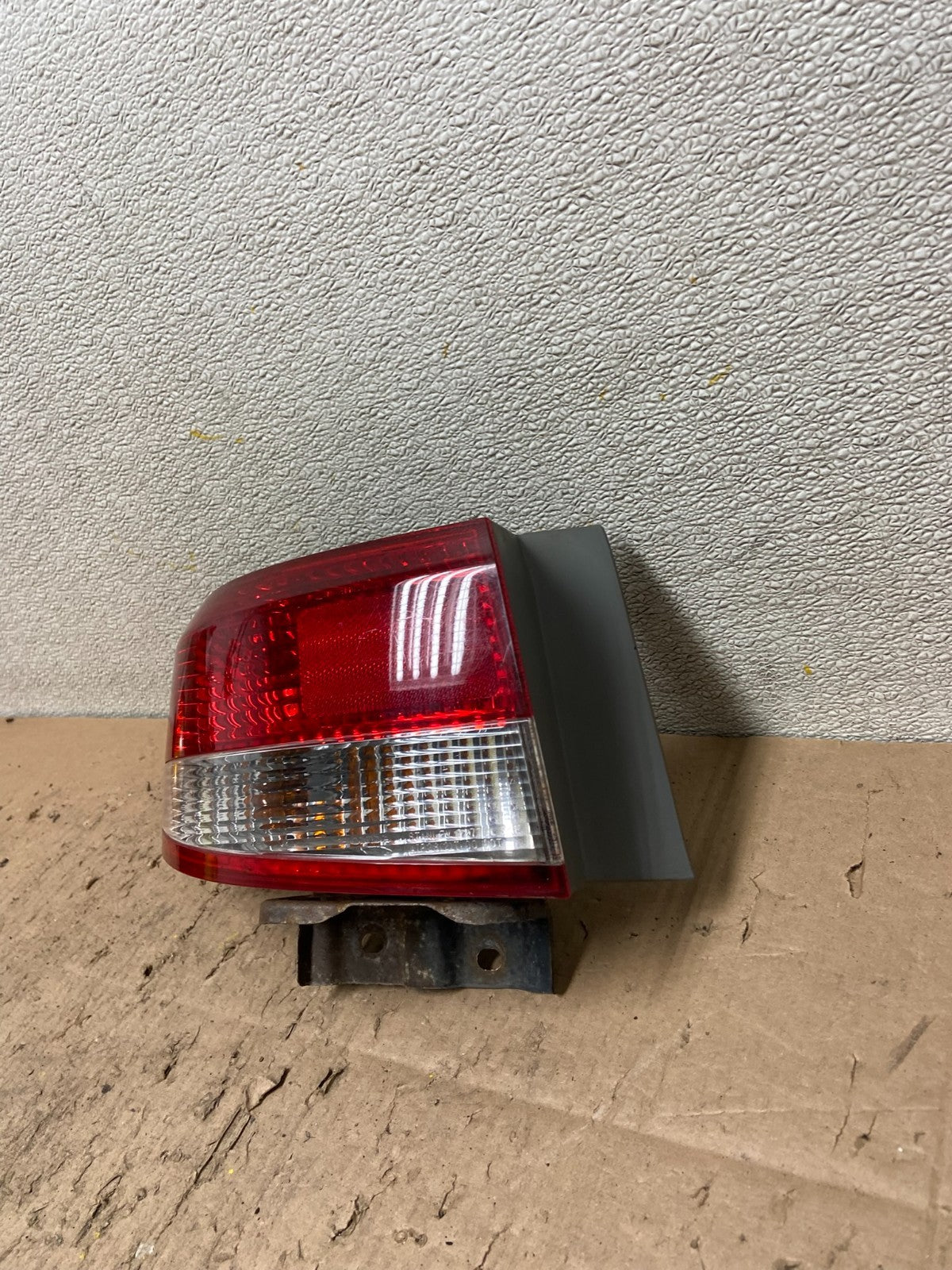 2003 to 2004 Honda Accord Sedan Left Driver Lh Side Tail light Y4804 PS1