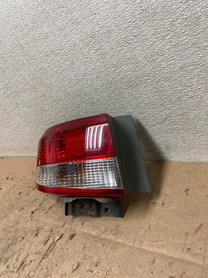 2003 to 2004 Honda Accord Sedan Left Driver Lh Side Tail light Y4804 PS1