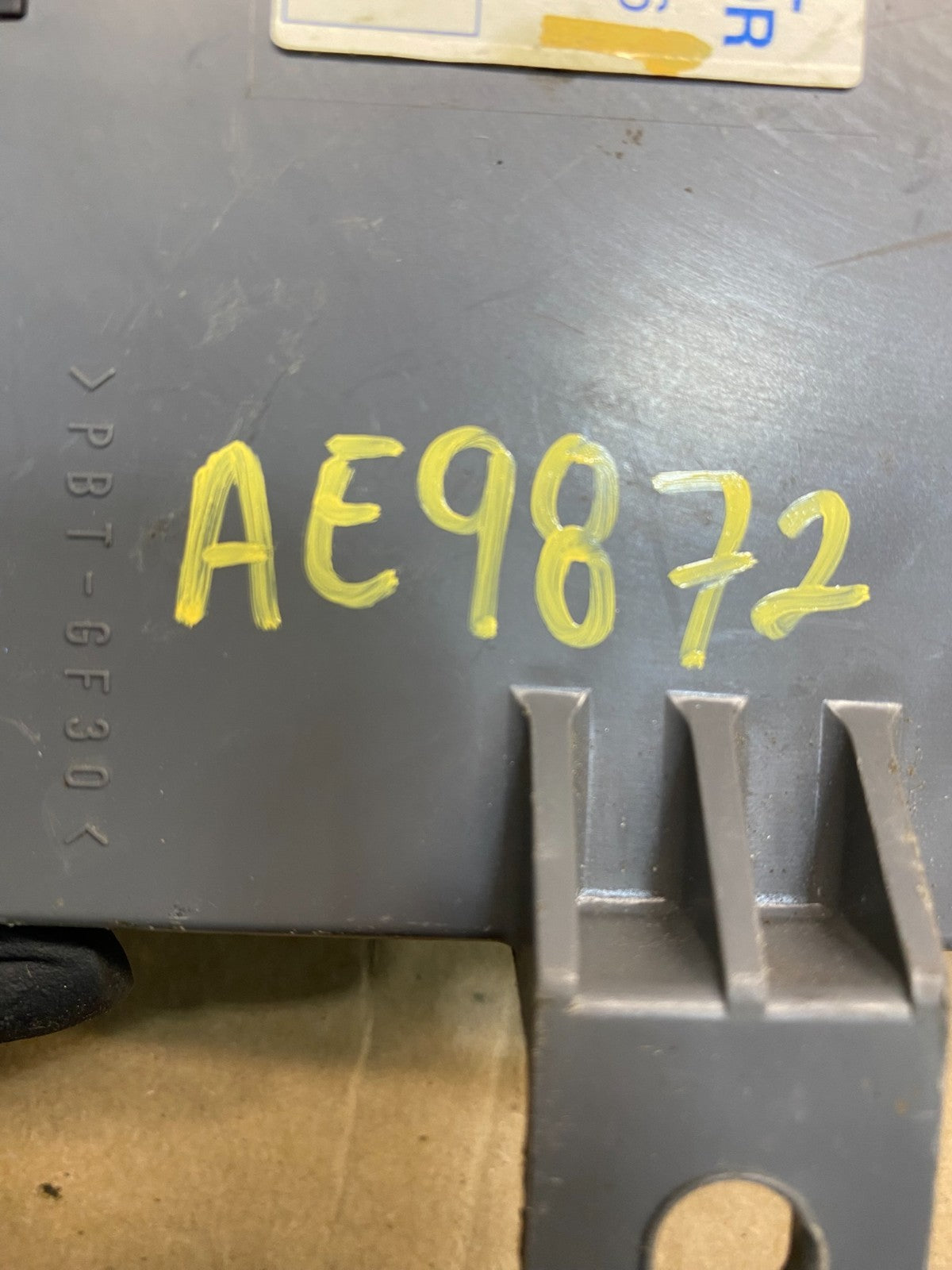 2005 - 2007 Honda Odyssey Rear Left Driver Sliding Door Module AE9872 DW3