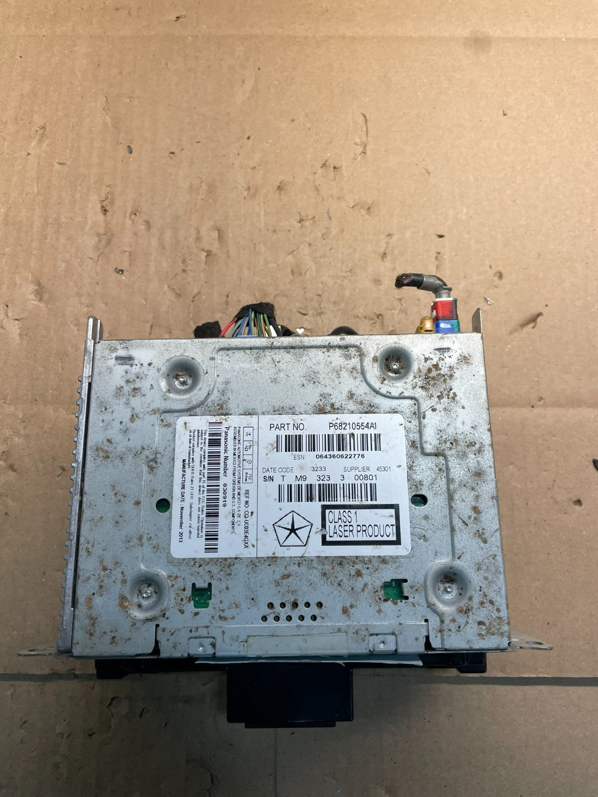 2011 to 2013 Dodge Charger Am Fm Cd Player Radio Receiver OEM W1286 DG5