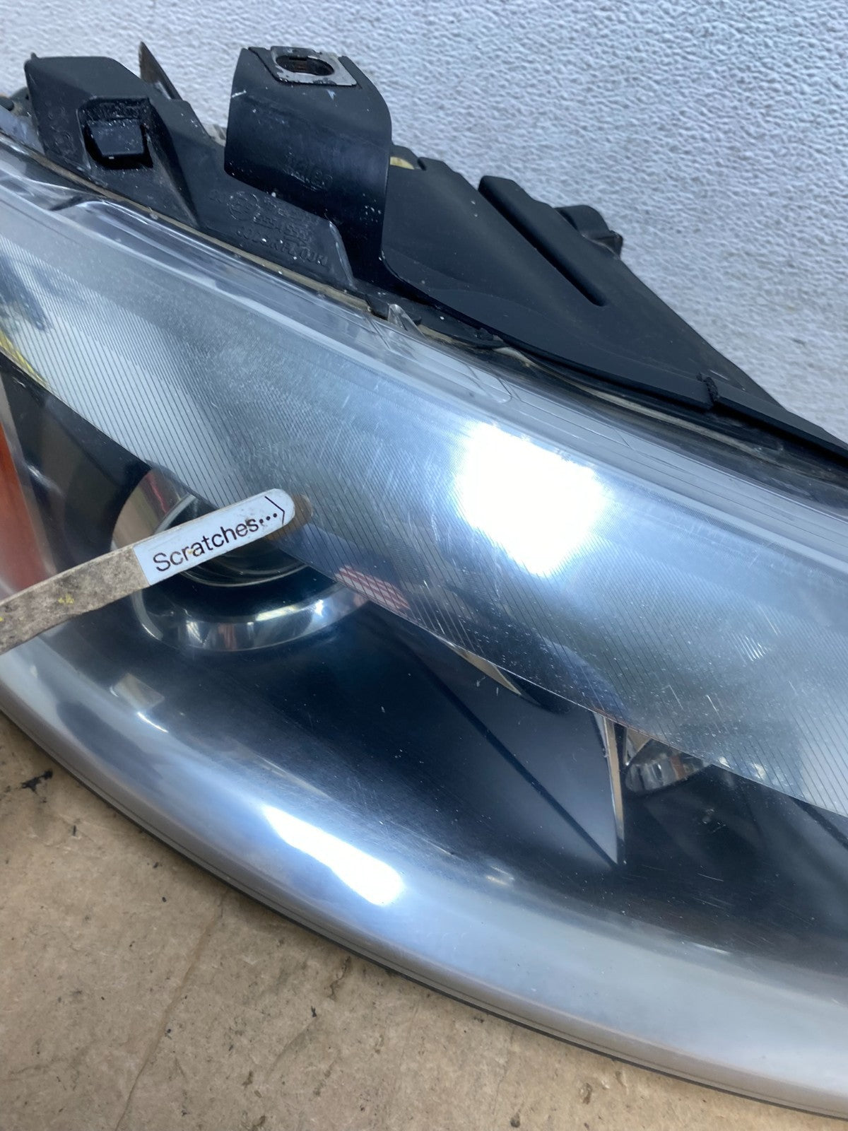 2007- 2009 Audi Q7 Right Passenger RH Side Xenon Hid Headlight AD5228 DW3