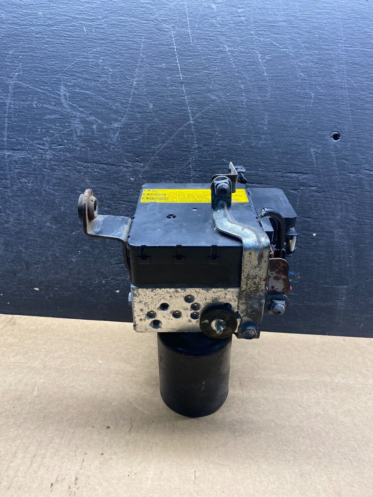 2004 - 2009 Toyota Prius ABS Brake Pump Anti Lock Module ag9605 DG3