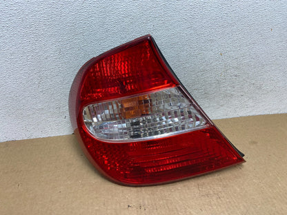 2002 2003 2004 Toyota Camry Left Driver LH Side Tail Light AF9641 DW0
