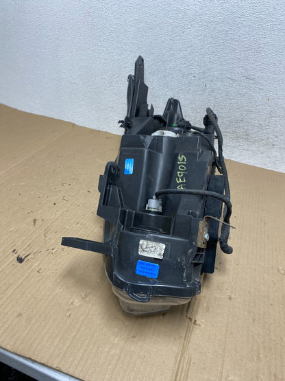 2015 to 2018 Nissan Murano Headlight Right Passenger RH AE9015 DW8