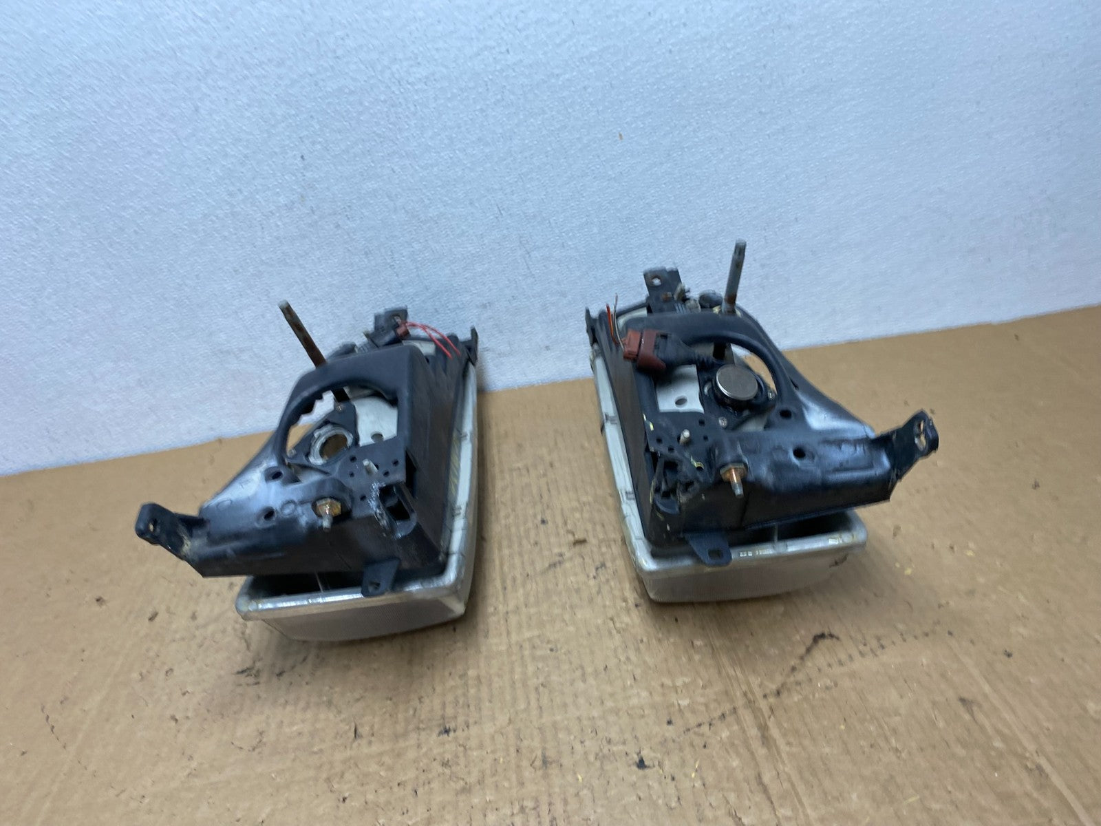 1992 1993 1994 Toyota Camry Left+Right Halogen Headlights AC8170 DW10