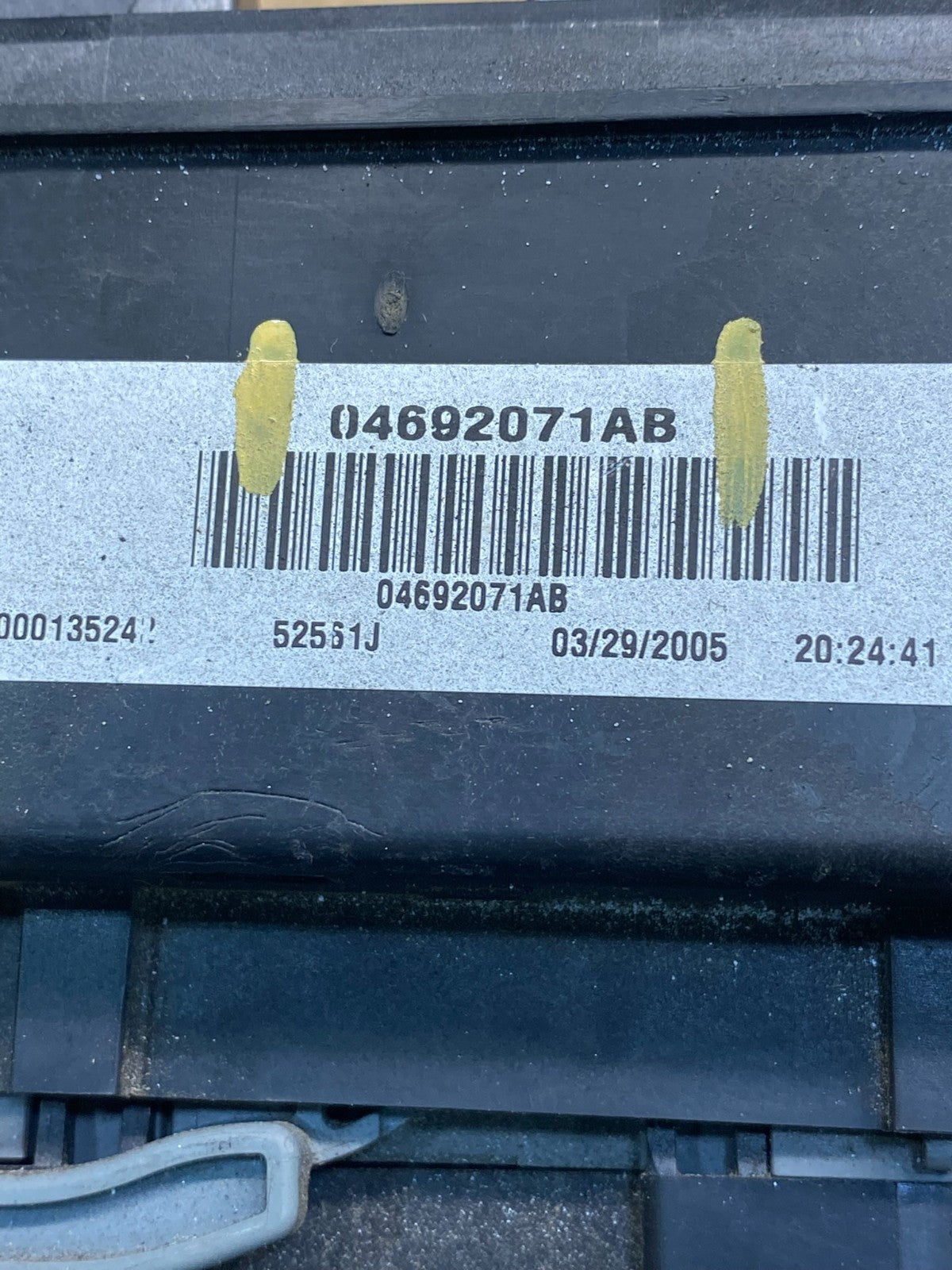 2005 Jeep Grand Cherokee Integrated Power Fuse Box Relay 04692071AB AA5795 DG6