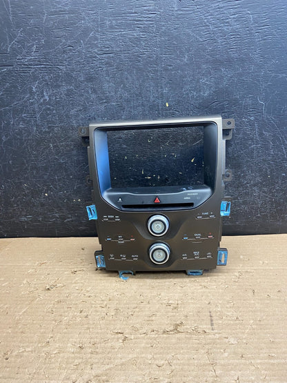 2011-2014 Ford Edge Heater Climate Control Radio CD Control Dash Bezel AG8667 DG0