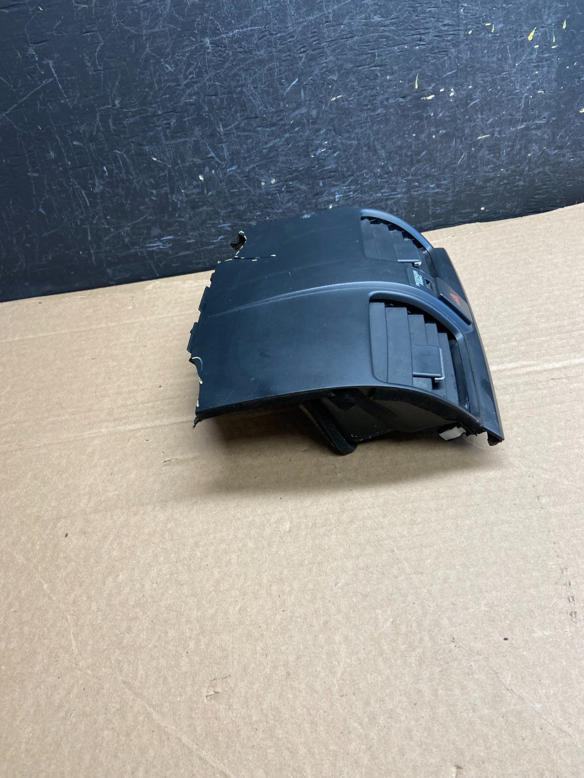 2007 to 2011 Honda CRV CR-V Front Center Panel Clock Air Vent AF2421 DG1