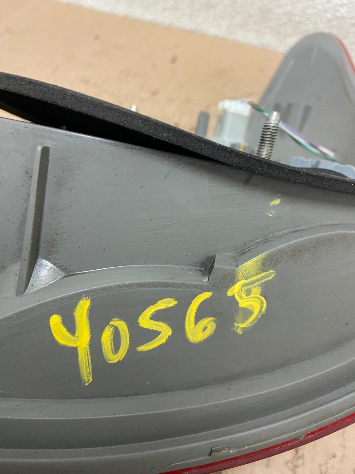 2007 to 2012 Toyota Yaris Hatchback Left Driver LH Side Tail Light Y0565 GD6