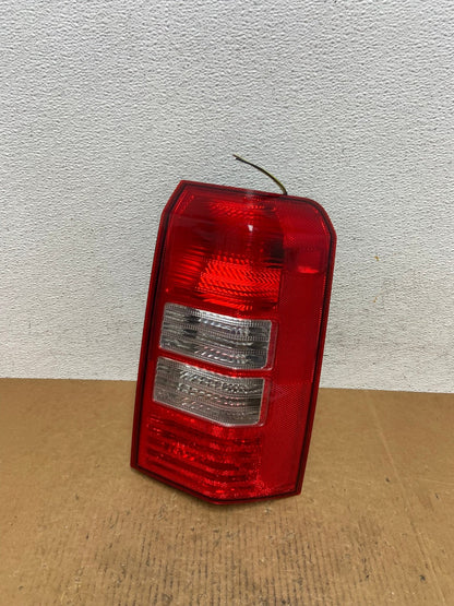 2008-2016 Jeep Patriot Right Passenger Rh Side Tail Light AE0401 LK0