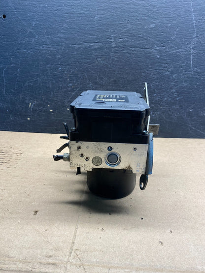2009–2013 BMW E90, E91, and E92 ABS Anti-Lock Brake Pump Module AE9991 DG2
