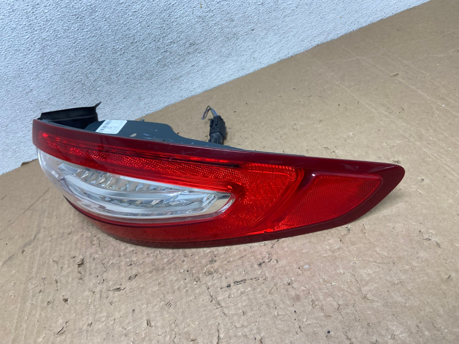 2013 to 2016 Ford Fusion Right Passenger RH Side Tail Light AG1241 LK1