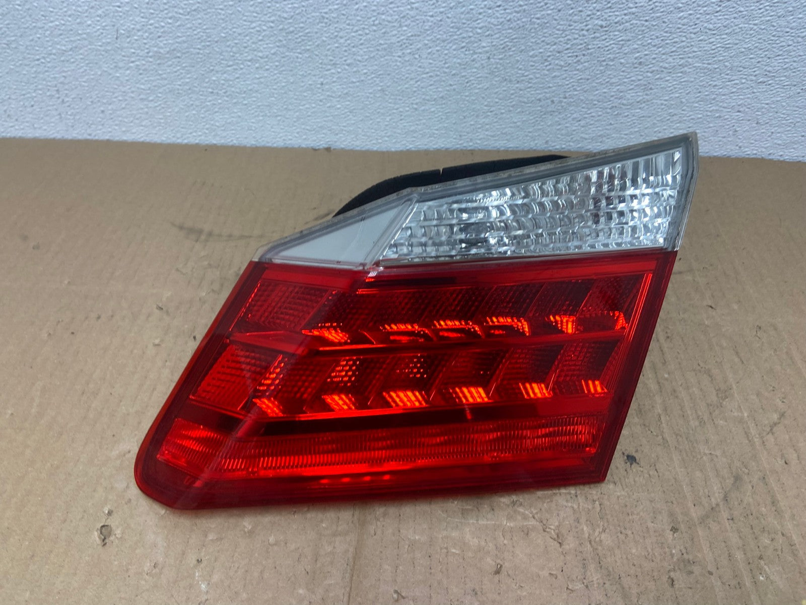 2013 to 2015 Honda Accord Sedan Right Passenger Inner LED Tail light AB8325 LK0