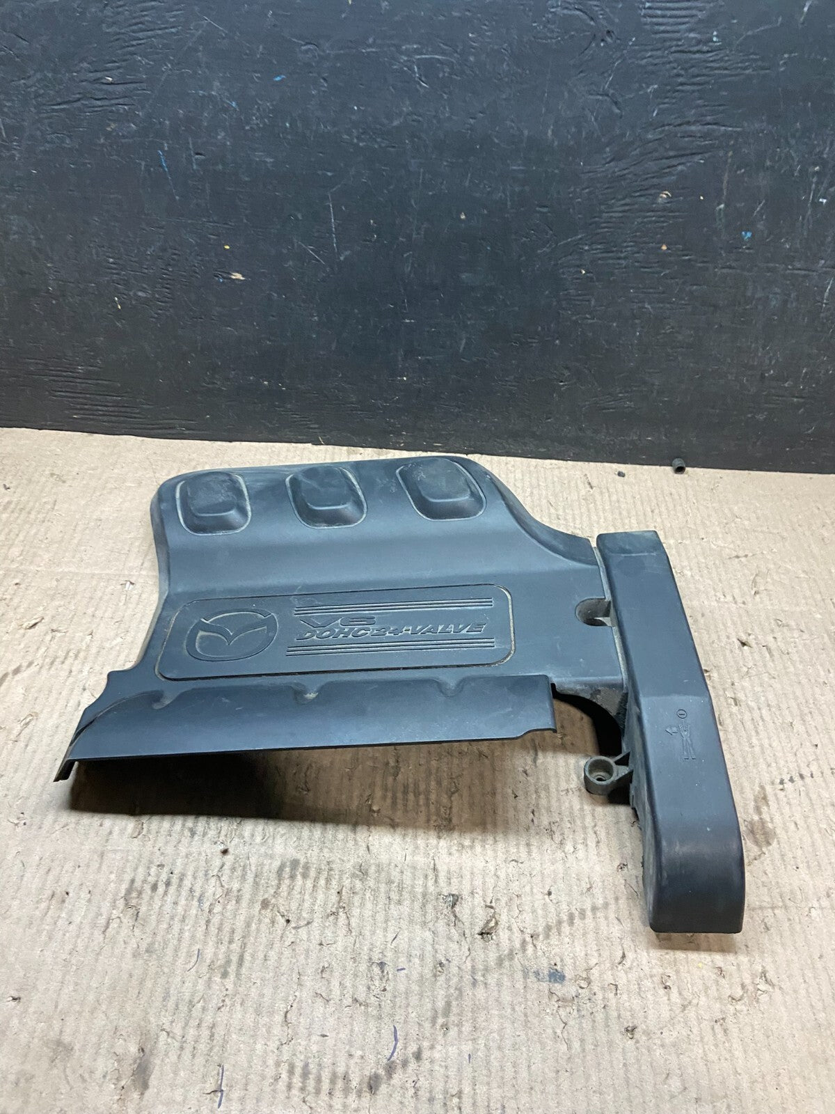 2000 to 2003 Mazda Tribute DOHC 24 VALVE Engine Shield Top Cover I3711 PS2