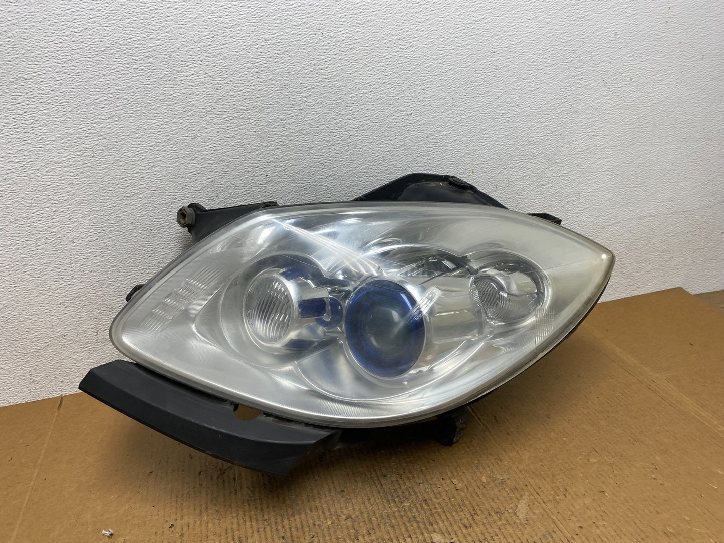 2008-2012 Buick Enclave Left Driver Headlight Xenon Hid One Ballast AE1483 DW0