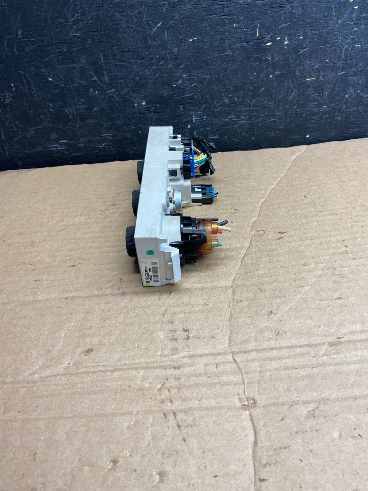 2008-2010 Chevrolet Express 1500 2500 3500 Climate Control Panel AF1925 DG2