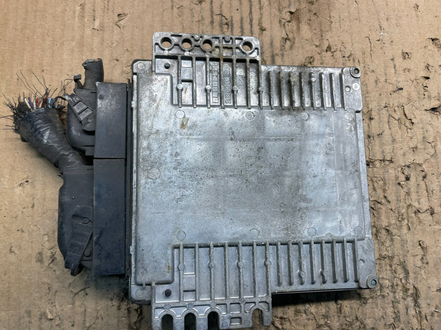 2010 2011 Nissan Armada QX56 5.6L Engine Control Unit ECU ECM Module  V0763 DG1
