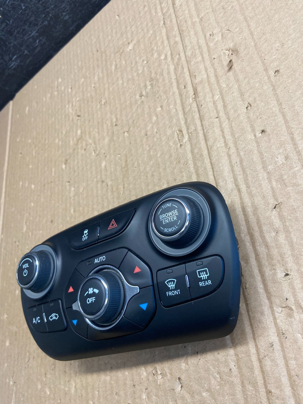 2013 to 2016 Dodge Dart AC Heater Temperature Climate Control AF6298 DG2