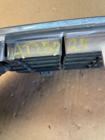 2005 2006 2007 Volvo S40 Front Upper Grille Grill 08620116 AD5725 DW5