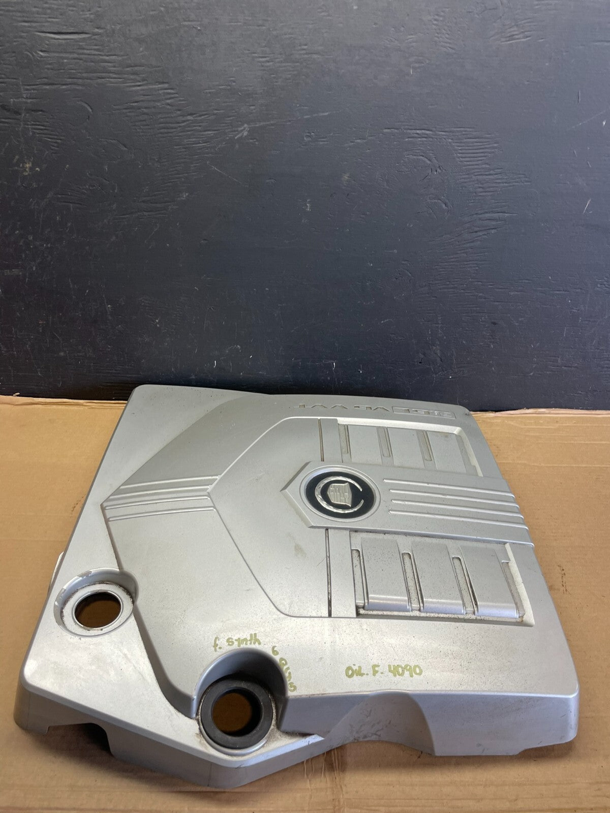 2004 to 2007  Cadillac CTS 3.6L Plastic Engine Cover Shield E3992 PS2
