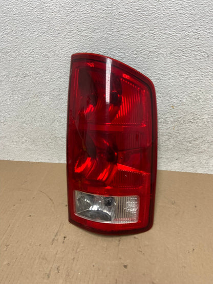 2002 to 2006 Dodge Ram 1500 Right passenger Rh side Tail Light DEPO AE7309 LK0