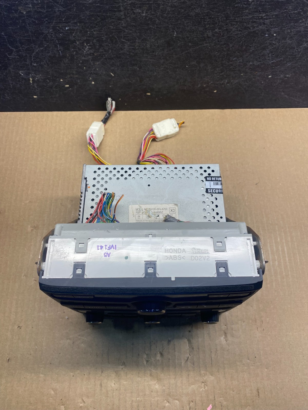 2006-2008 Honda Pilot Center Radio AM CD Player Climate Control AG3826 DG3