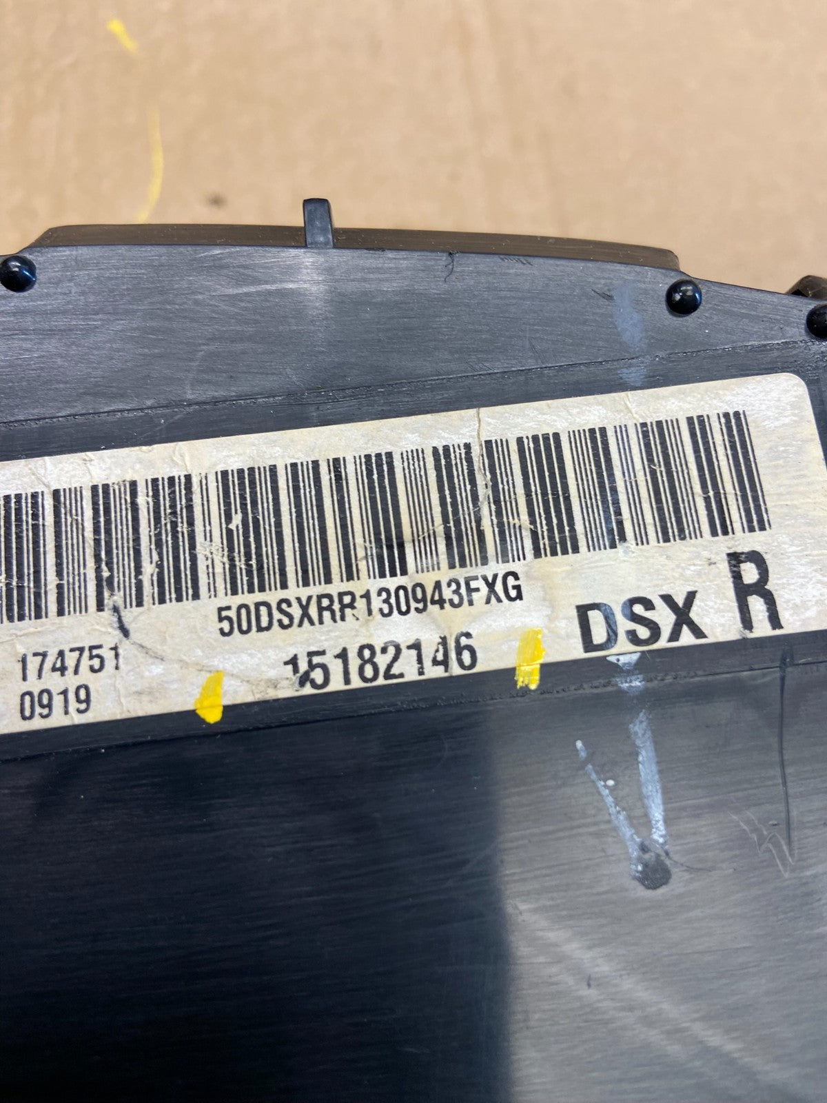 2003 to 2006 Chevrolet Silverado Yukon Cluster Gauge Speedometer AD2136 DG6