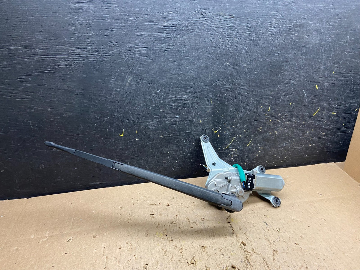 2010 - 2012 Hyundai Santa Fe Rear Glass Windshield Wiper Motor t8692 DG0