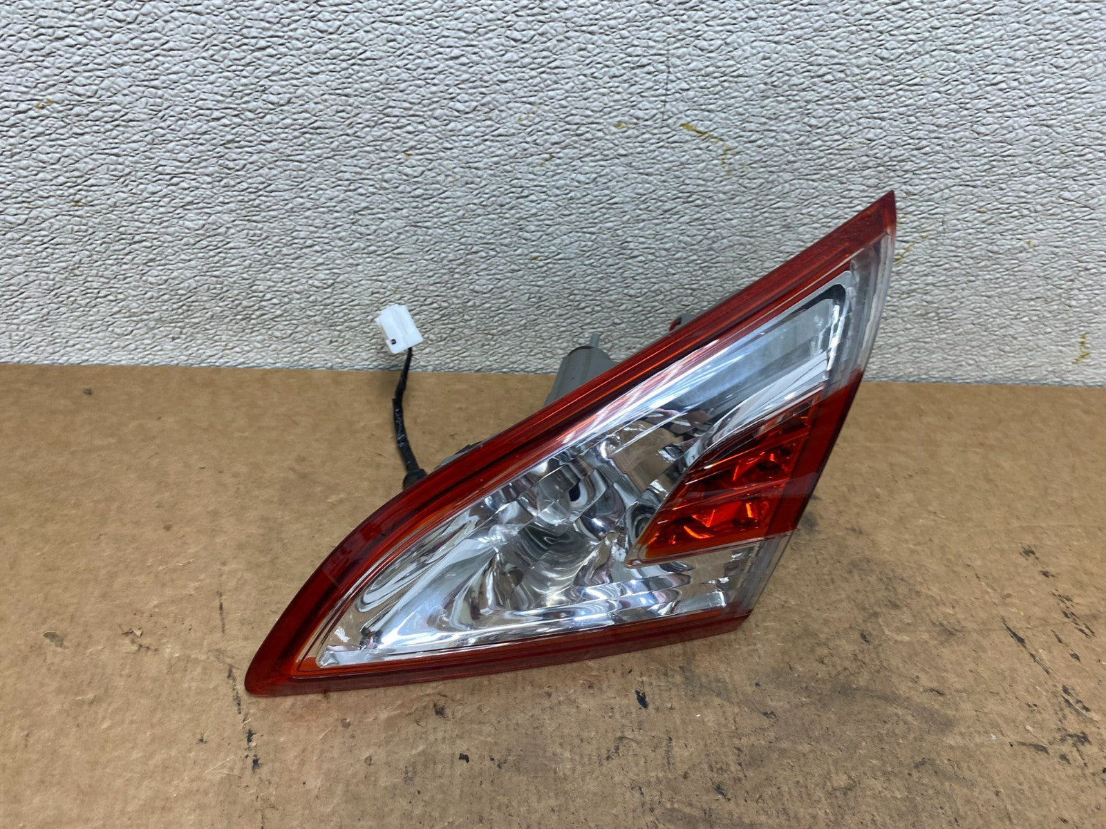 2011 - 2014 Nissan Murano Right Passenger RH Side Inner Tail Light Oem S7213 DW0