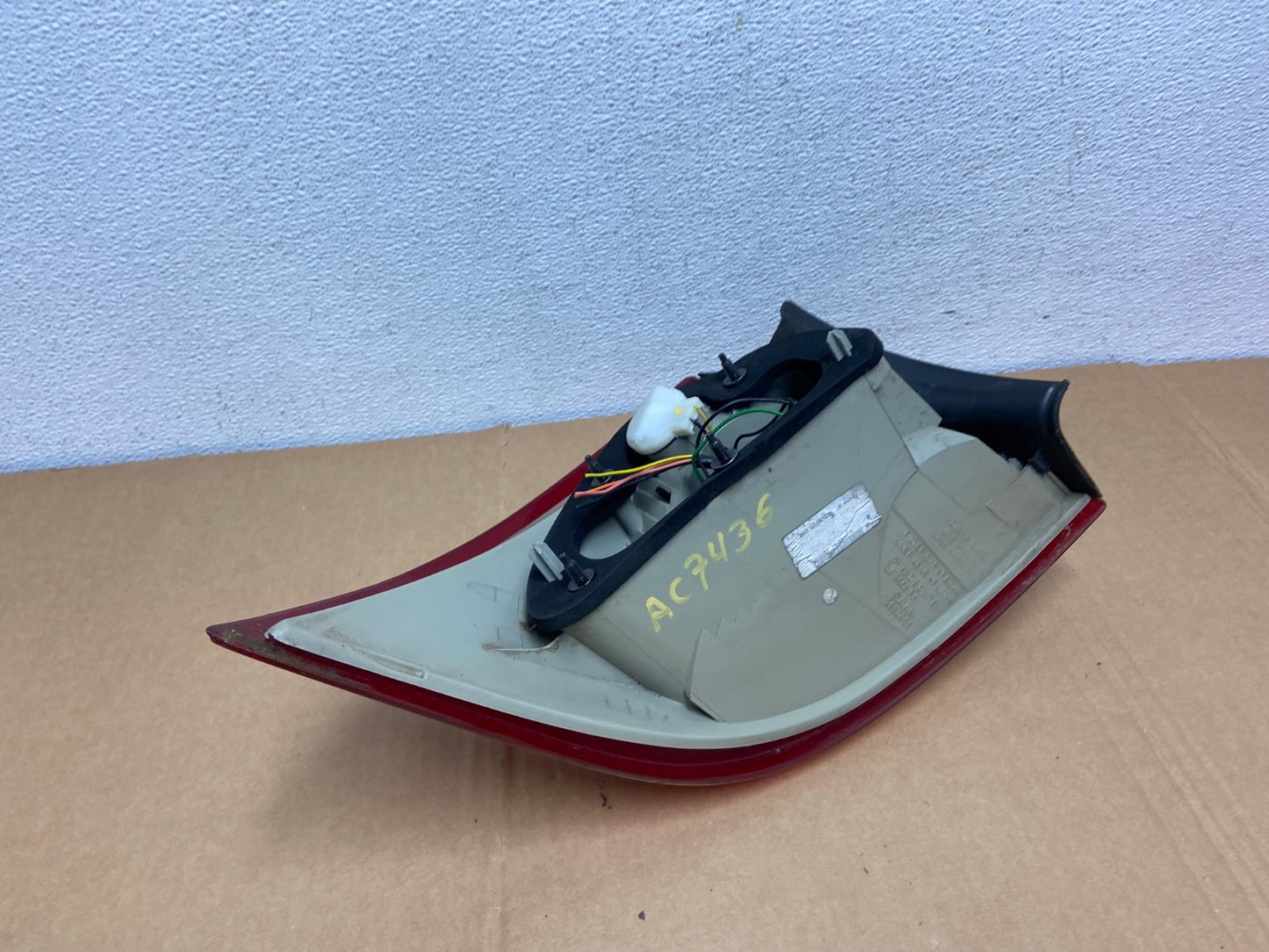 2004 to 2007 Saab 9-3 Convertible Right Passenger Side Tail Light AC7436 LK5