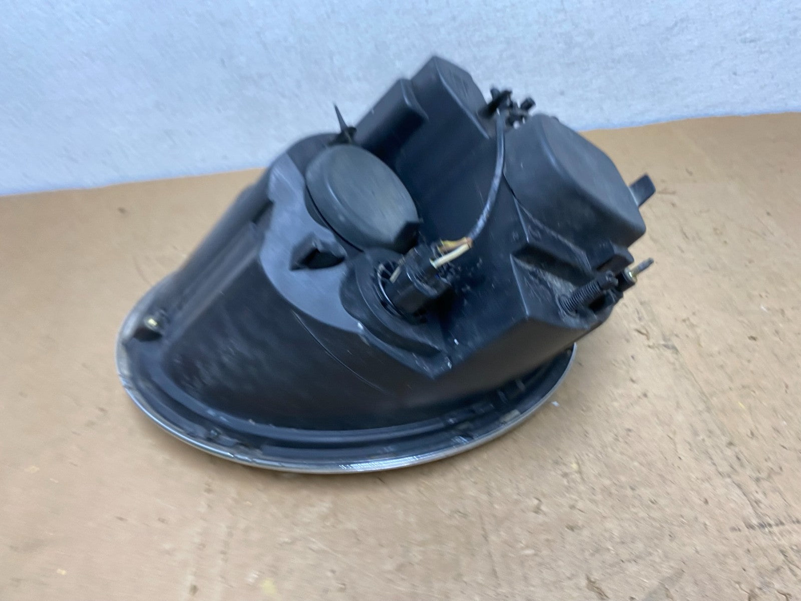 2002 2003 2004 Mini Cooper Right Passenger Side Headlight Halogen AD0641 DW6
