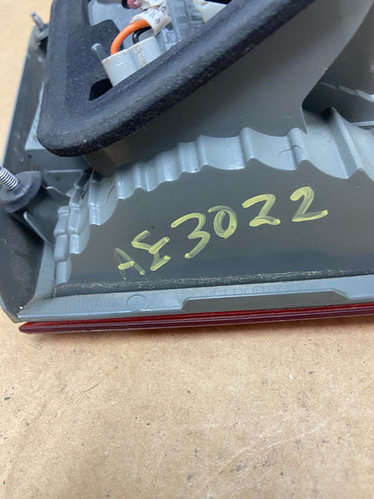 2011 2012 2013 Kia Sorento Right Passenger Inner Tail Light AE3022 LK6
