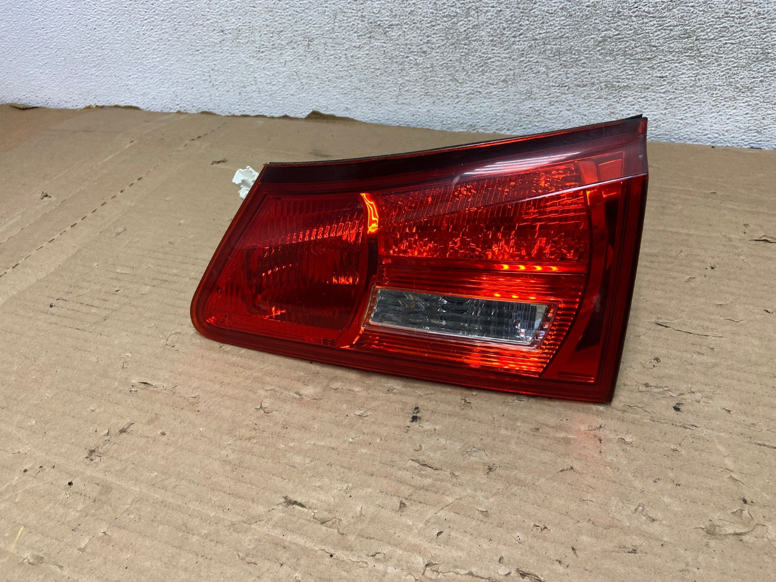 2006 - 2008 Lexus Is250 Is350 Right Passenger RH Inner Tail Light AG8246 LK2