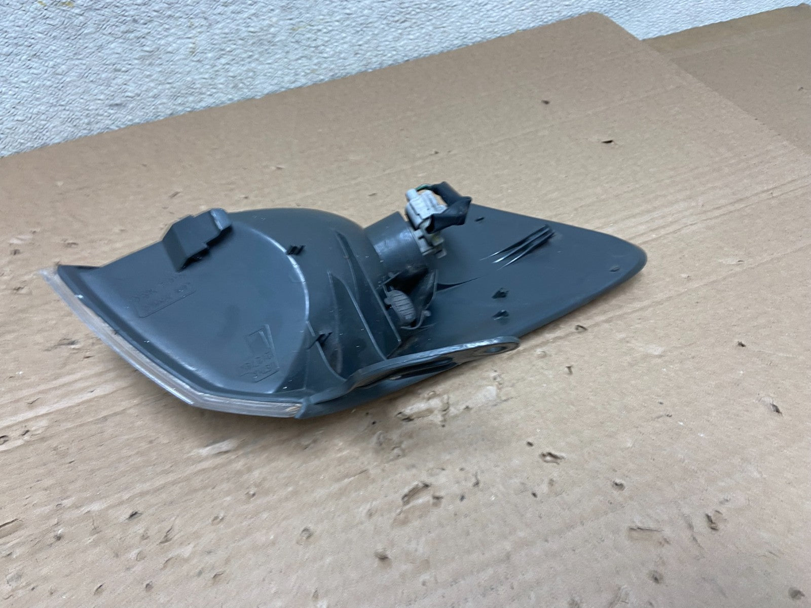 1997 1998 1999 Toyota Camry Left Driver LH Turn Signal AB1106 DW5