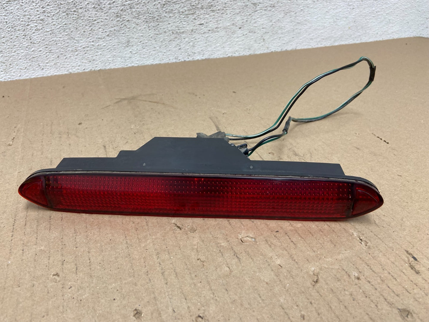 2003 to 2008 Honda Pilot High Mounted 3rd Third Stop Brake Light Lamp AE7202 DG0