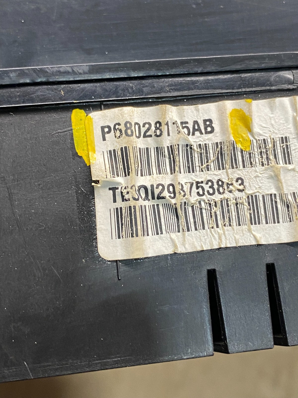 2008 Dodge Durango Speedometer Instrument Cluster Gauge OEM P5667 DG7
