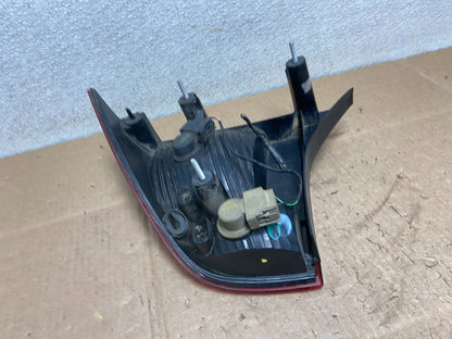 2005 2006 2007 Ford Focus Sedan Left Driver Side Tail Light Oem Y8988 DW6