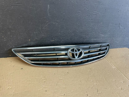 2005 to 2006 Toyota Camry Front Upper Grill Grille AE3645 DG1