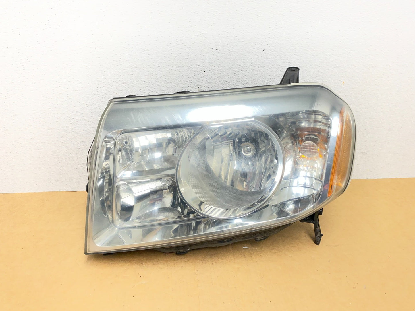 2009 2010 2011 Honda Pilot Left Driver LH Halogen Headlight AD4473 DW0