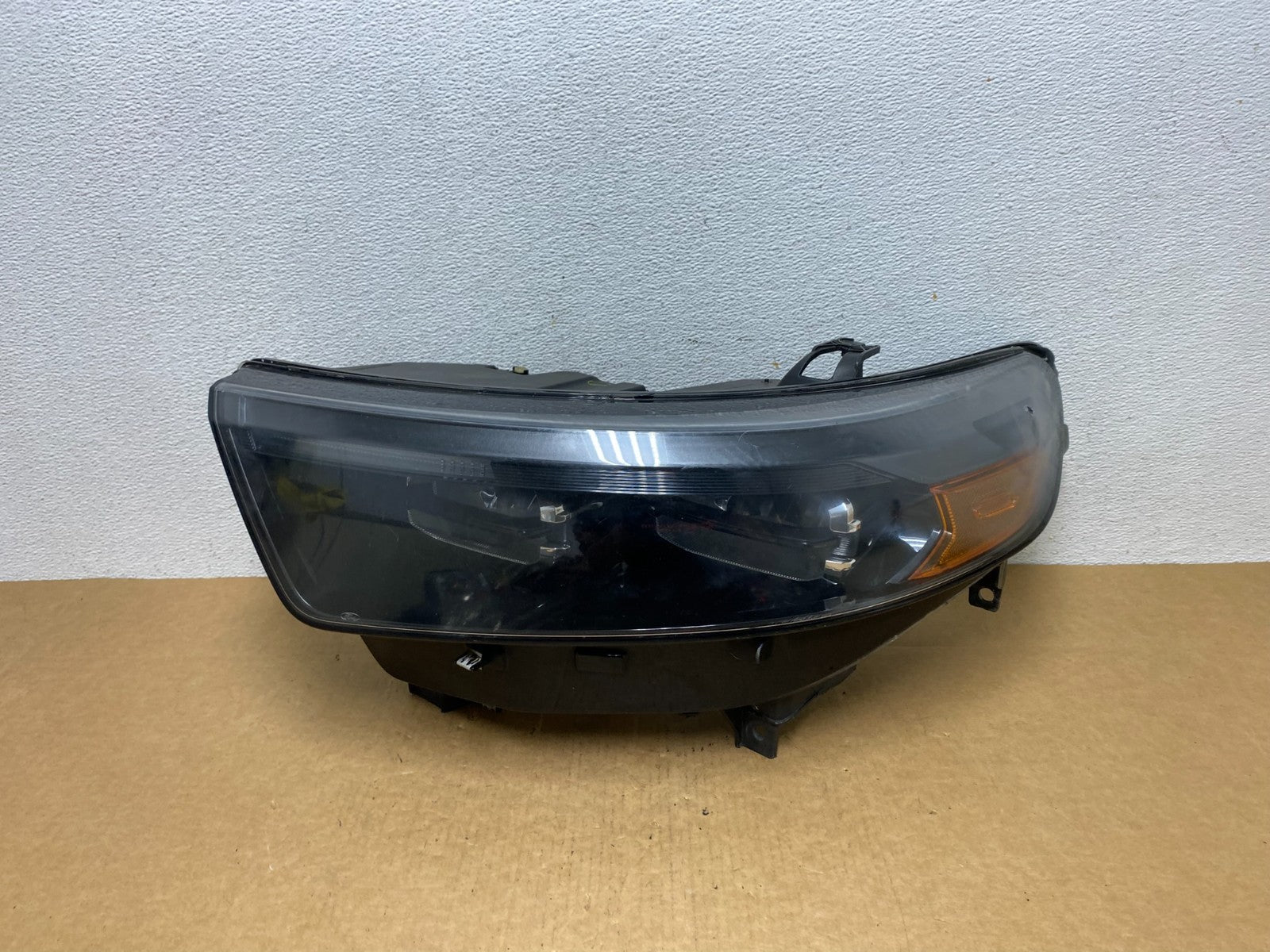 2020-2023 Ford Explorer Left Police Interceptor w/Module Headlight AD4538 DW0